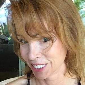 Meet your Posher, Carol